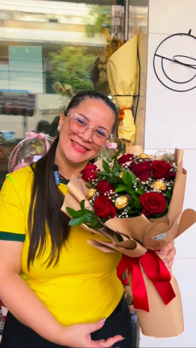 Buquê em publicação oficial da equipe Maxx Flowers